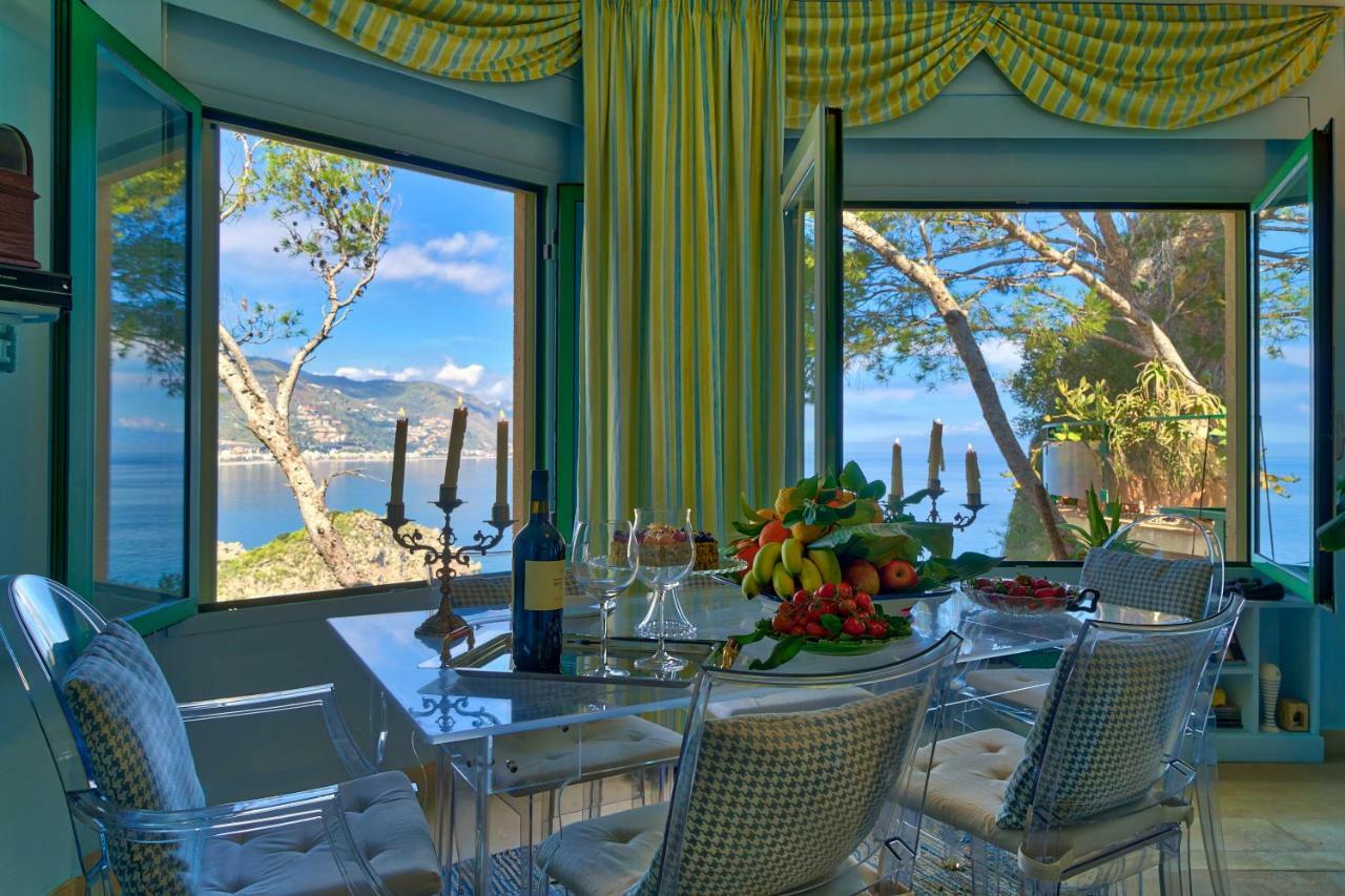Luxury Apartment And Charm Sea View Isola Bella Taormina Exterior photo